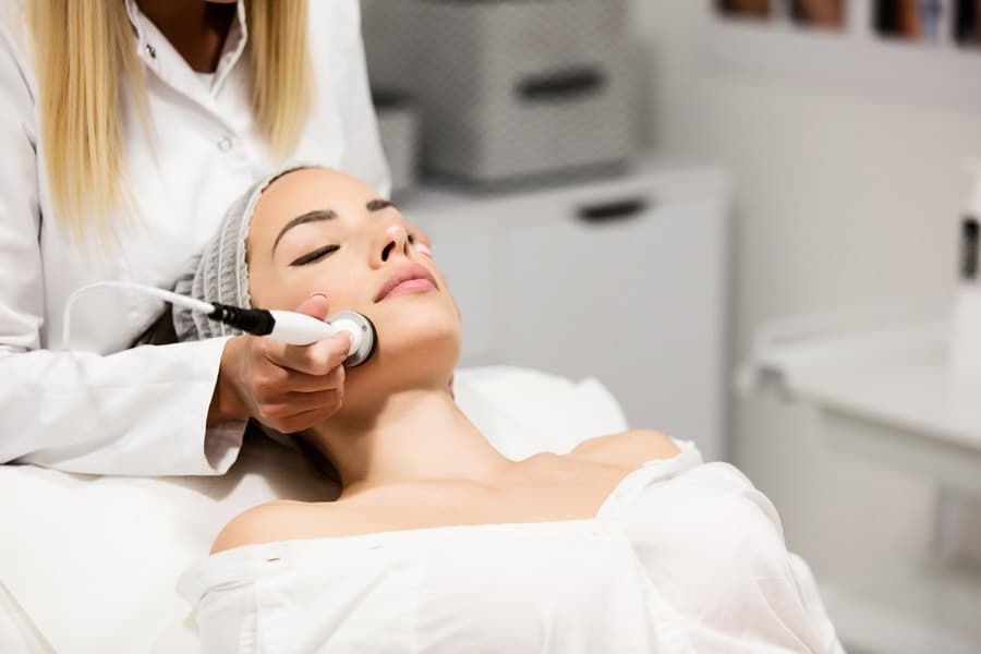 Descubre el tratamiento facial Binary System Premium